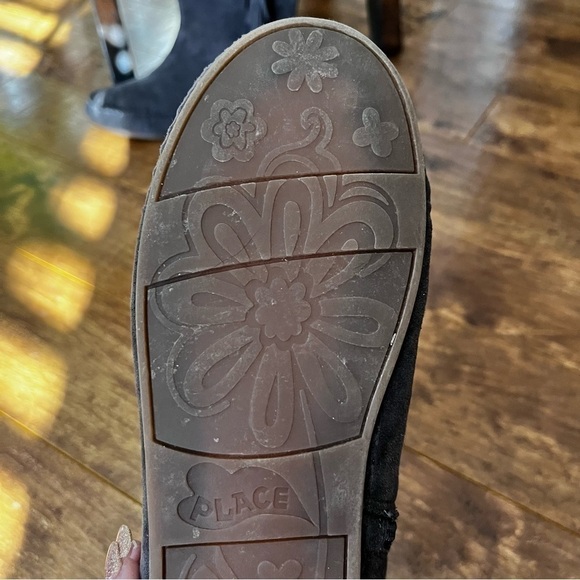 GREY fringe moccasin style boots size 5 - Picture 6 of 8